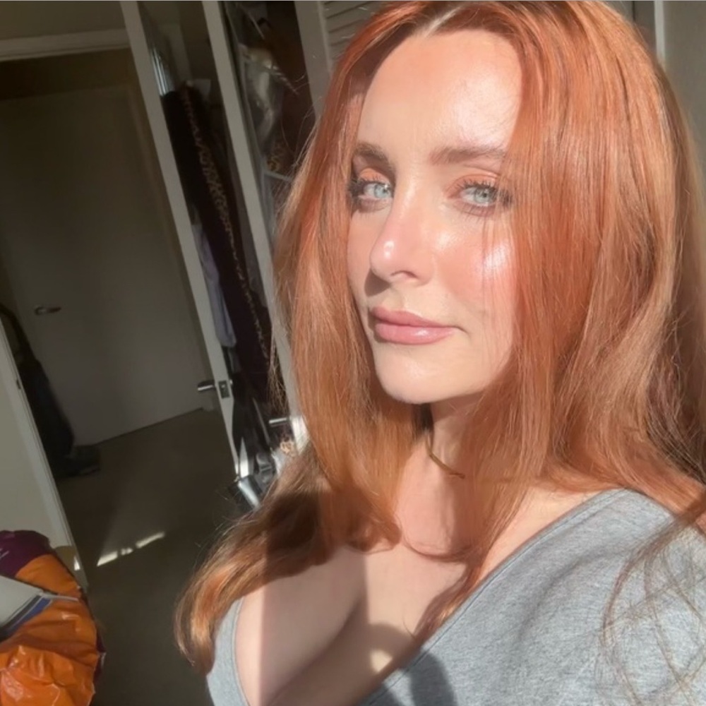 Hi thanks for stopping by my closet :)